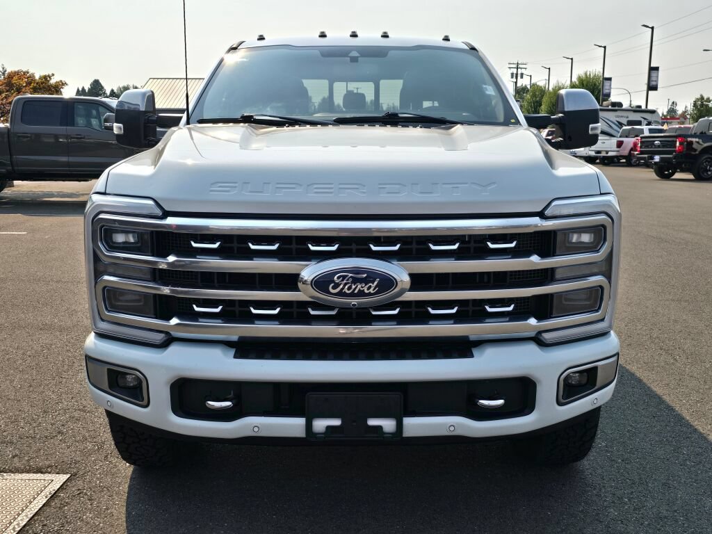 Used 2024 Ford F350 Platinum AWD/4WD image 3