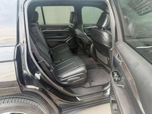 Used 2021 Jeep Grand Cherokee L Overland AWD/4WD image 11