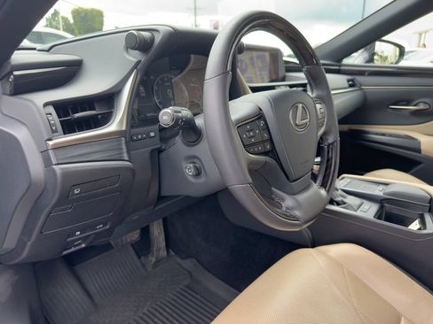 Used 2021 Lexus ES 350 w/ Accessory Package 2 FWD image 25