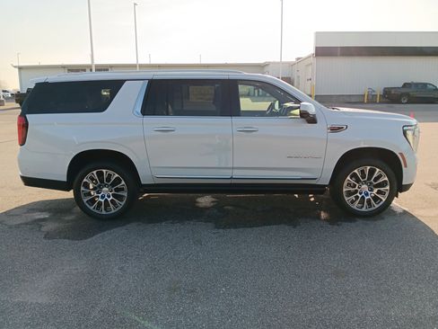 New 2026 GMC Yukon XL Denali image 5