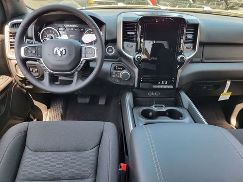 New 2026 RAM 1500 4x4 Crew Cab image 4