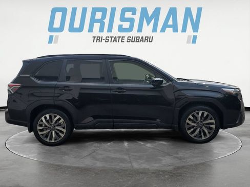 Certified 2025 Subaru Forester Touring AWD/4WD image 7