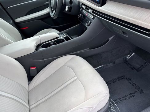 Used 2025 Hyundai Sonata SEL image 17