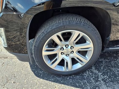 Used 2020 Cadillac Escalade Premium Luxury AWD/4WD image 14