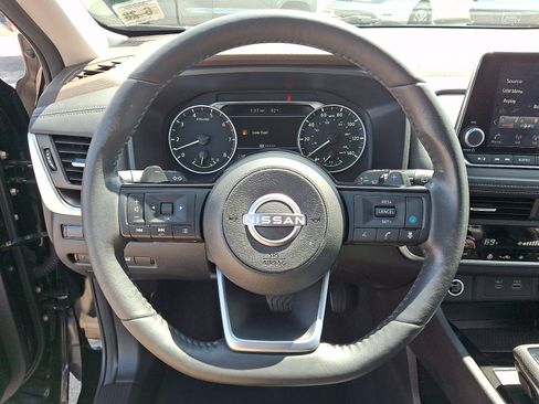 Certified 2023 Nissan Rogue SV w/ SV Premium B Package AWD/4WD image 23