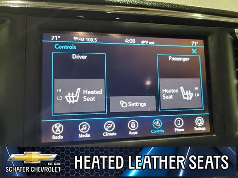 Used 2018 Chrysler Pacifica Touring-L image 4