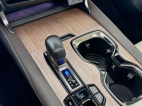 Certified 2025 Lexus RX 350 AWD w/ Convenience Package image 18