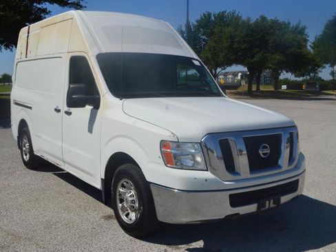Used 2013 Nissan NV 2500 SV w/ Side Curtain Airbag Pkg RWD image 2