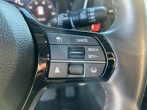 Used 2025 Honda Pilot Elite image 16