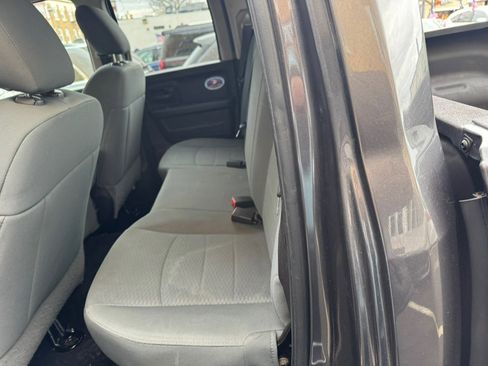 Used 2017 RAM 1500 Express w/ Express Value Package image 19