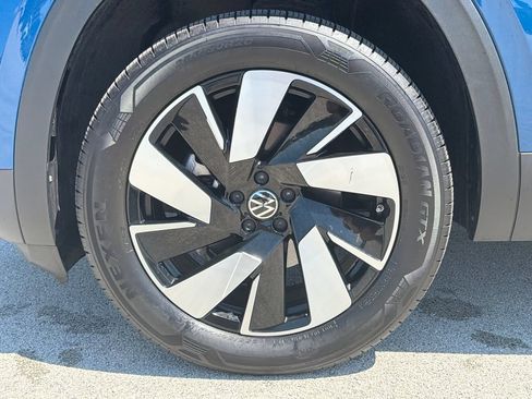 Certified 2026 Volkswagen Atlas Cross Sport SE AWD/4WD image 31