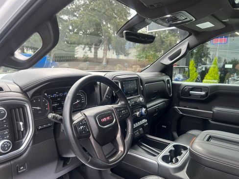 Used 2021 GMC Sierra 1500 AT4 w/ AT4 Carbonpro Edition AWD/4WD image 19