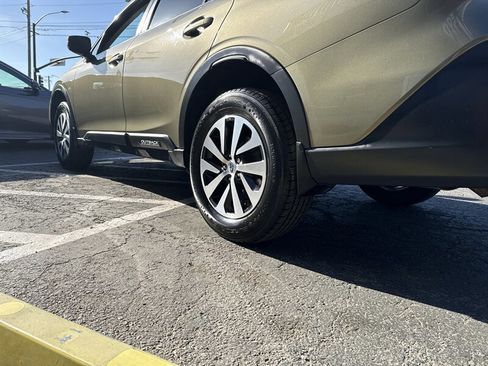 Used 2020 Subaru Outback Premium AWD/4WD image 6