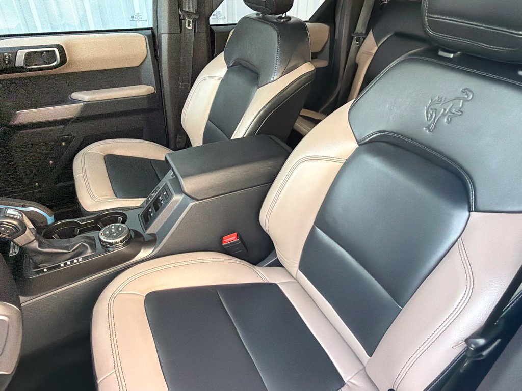 Used 2023 Ford Bronco 4-Door AWD/4WD image 9