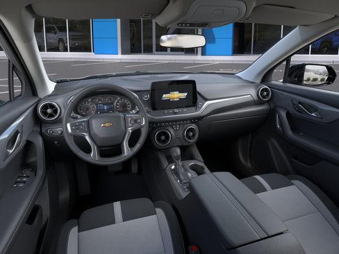 New 2026 Chevrolet Blazer LT w/ Midnight/Sport Edition FWD image 17