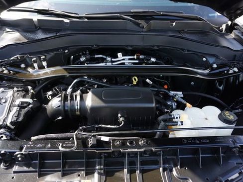 Certified 2023 Ford Explorer ST-Line w/ Class IV Trailer Tow Package image 11