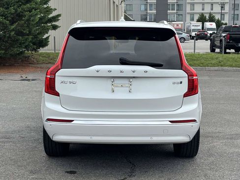 Certified 2023 Volvo XC90 B5 Plus w/ Protection Package AWD/4WD image 6