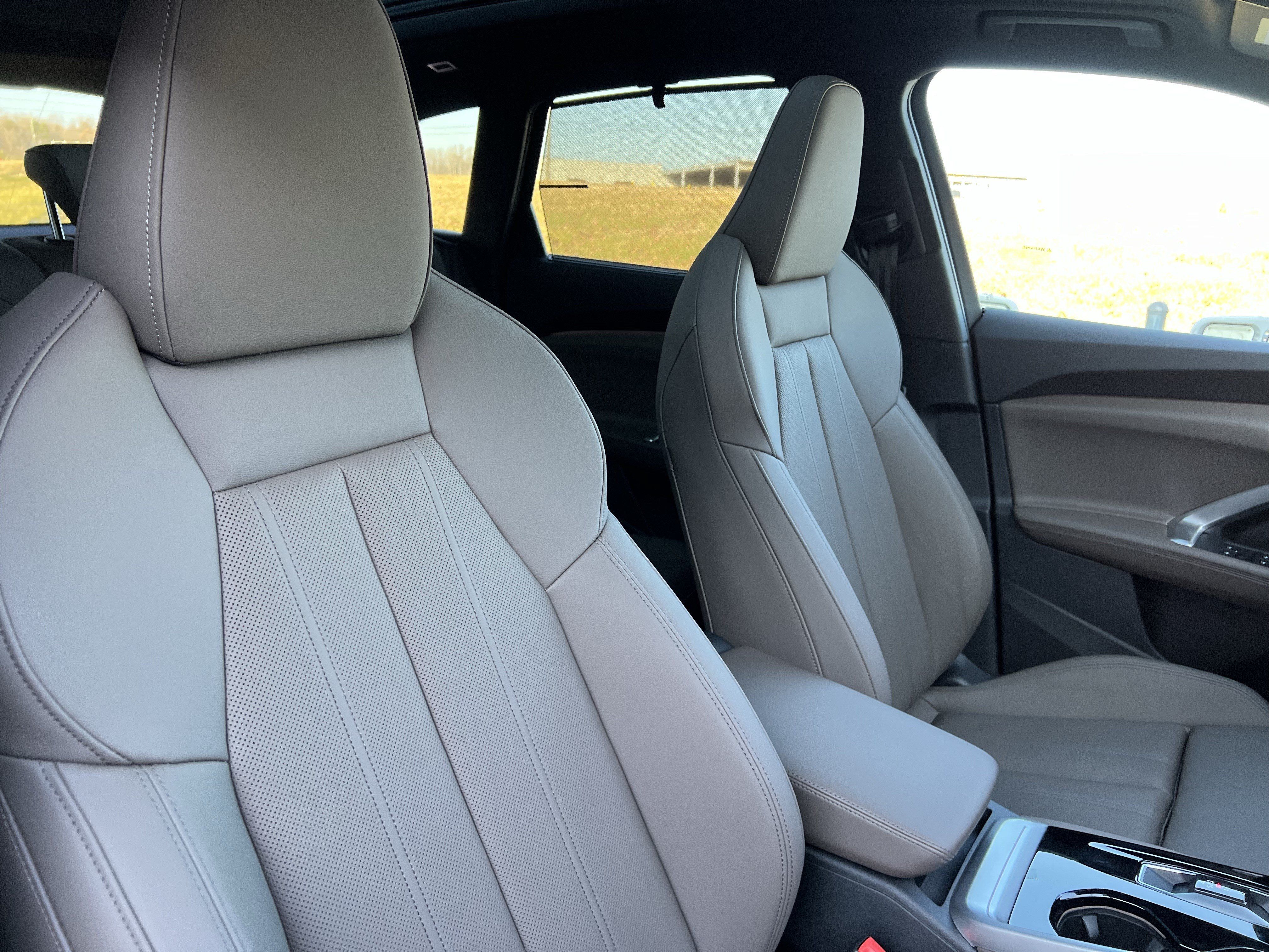 Used 2025 Audi Q5 Premium w/ Premium Plus AWD/4WD image 21