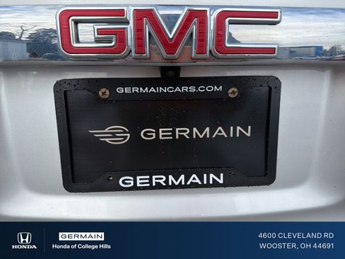 Used 2019 GMC Acadia SLE w/ Driver Alert Package I image 8