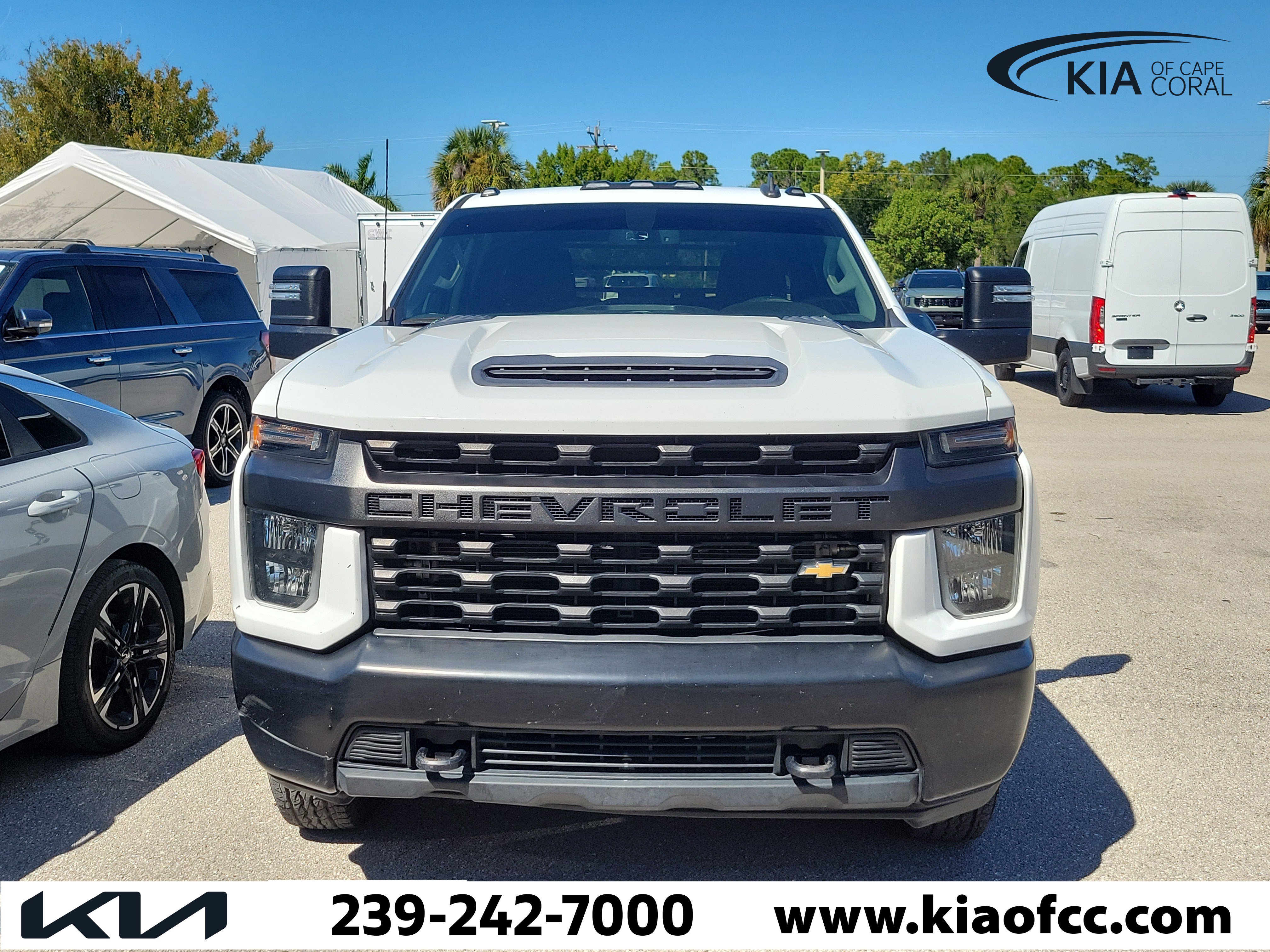 Used 2021 Chevrolet Silverado 3500 W/T w/ WT Convenience Package AWD/4WD image 2