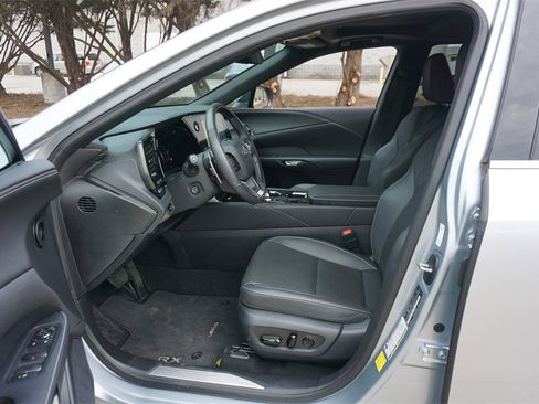 Used 2024 Lexus RX 350 Premium w/ Accessory Package (Z1) image 2