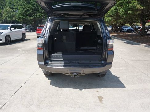 Used 2021 Toyota 4Runner SR5 Premium w/ Moonroof Package AWD/4WD image 18
