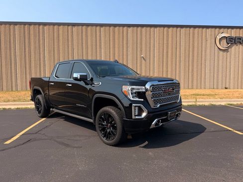Used 2021 GMC Sierra 1500 Denali w/ Denali Ultimate Package AWD/4WD image 1