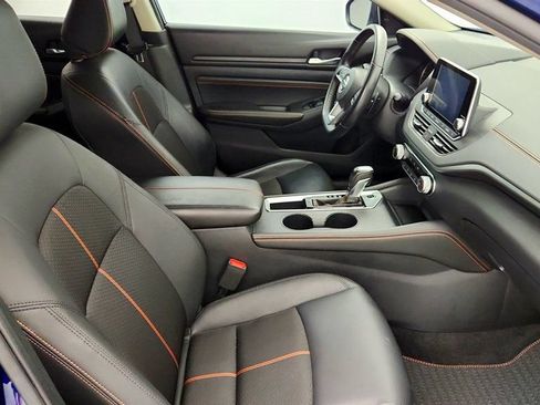 Used 2020 Nissan Altima 2.5 SR FWD image 22