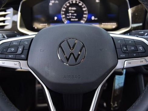 Used 2025 Volkswagen Jetta Sport FWD image 18