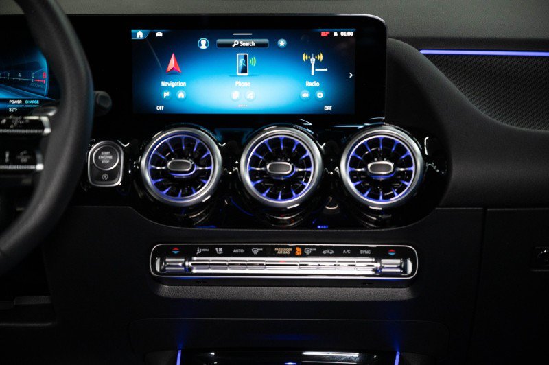Certified 2026 Mercedes-Benz GLA 35 AMG 4MATIC image 20