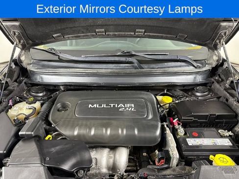 Used 2015 Jeep Cherokee Latitude w/ Cold Weather Group image 24