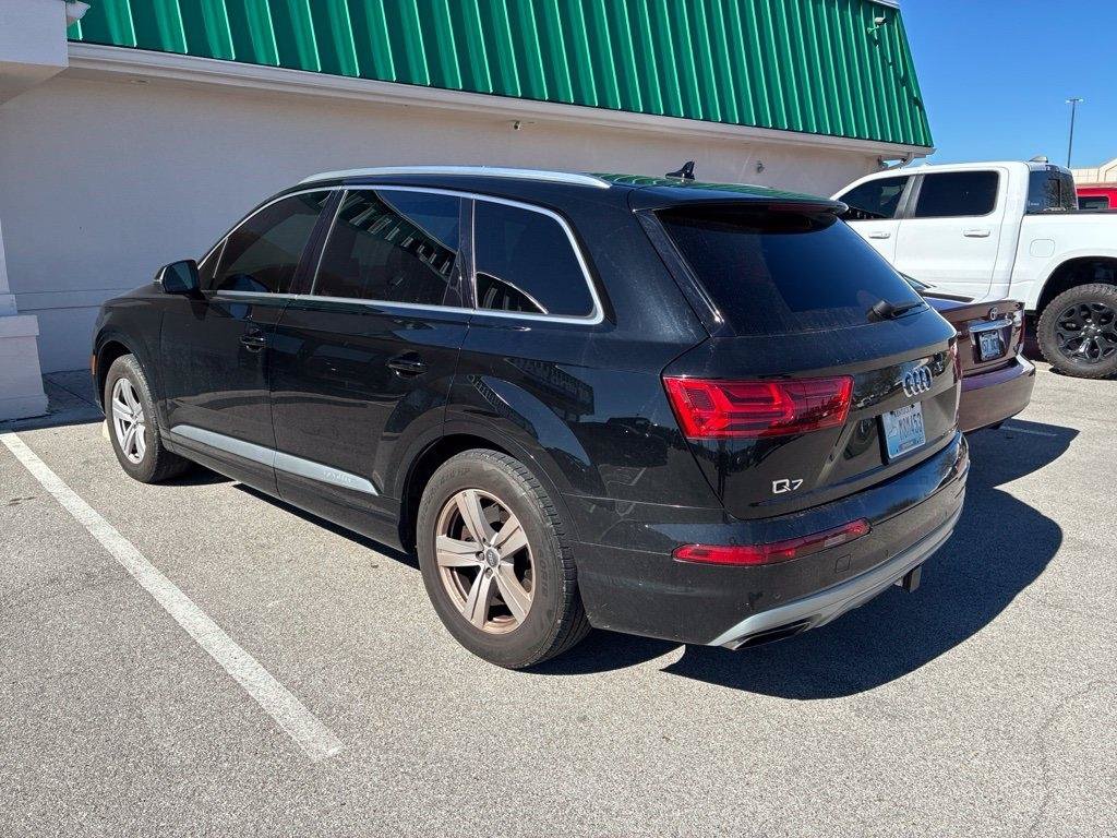 Used 2017 Audi Q7 2.0T Premium Plus w/ Premium Plus Package AWD/4WD image 5