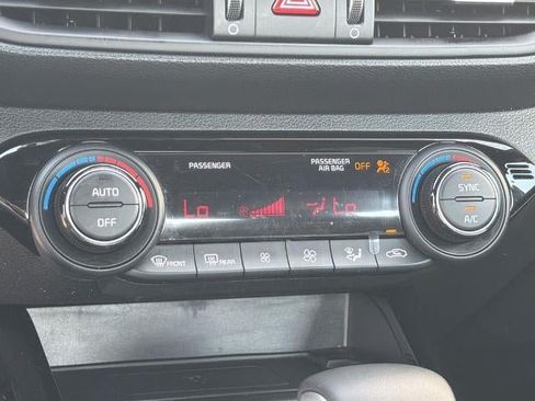 Used 2023 Kia Forte GT-Line w/ GT-Line Premium Package FWD image 30