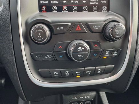 Used 2019 Dodge Durango SXT image 29