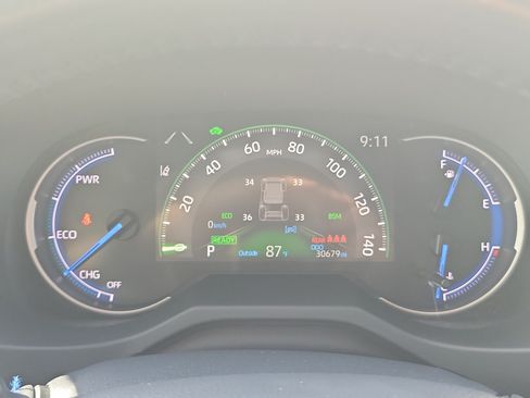 Certified 2024 Toyota RAV4 SE AWD/4WD image 29