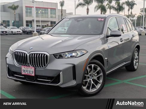 Used 2024 BMW X5 xDrive40i w/ Premium Package image 1