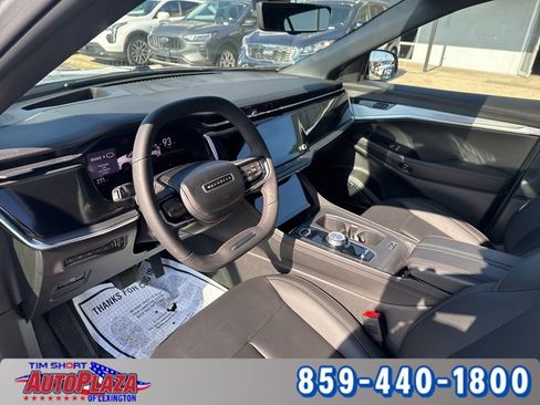 Used 2025 Jeep Wagoneer S Limited w/ Comfort Package image 3