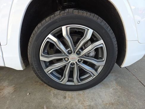 Used 2020 GMC Terrain Denali w/ GMC Pro Grade Package AWD/4WD image 76