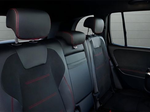 Used 2021 Mercedes-Benz GLB 250 GLB 250 image 57