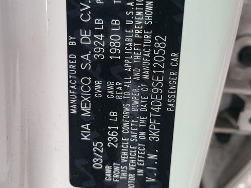 Used 2025 Kia K4 LXS FWD image 4