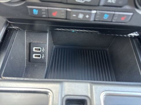 Used 2018 Ford F150 Raptor w/ Equipment Group 802A Luxury image 42