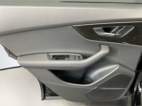 New 2026 Audi Q8 Premium Plus image 25