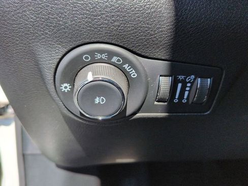 Used 2025 Jeep Compass Limited AWD/4WD image 17