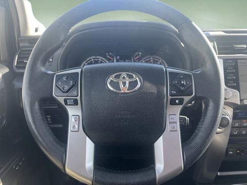 Used 2020 Toyota 4Runner Limited image 16