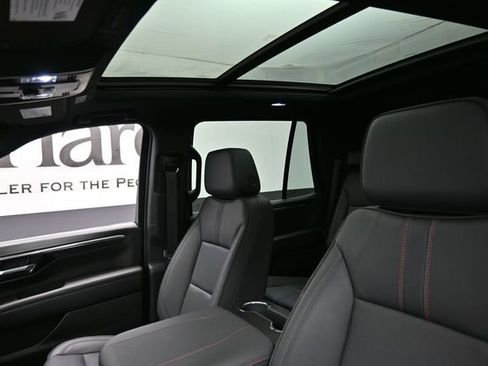 Used 2025 Chevrolet Tahoe RST w/ Advanced Technology Package AWD/4WD image 18