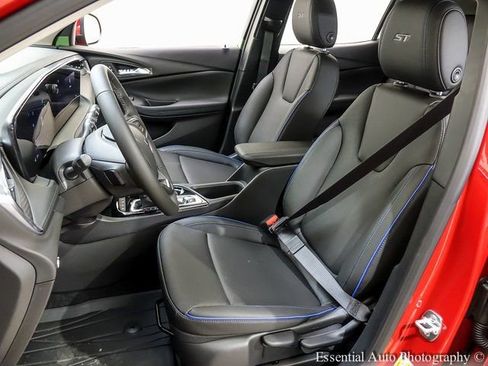 New 2026 Buick Encore GX Sport Touring image 8