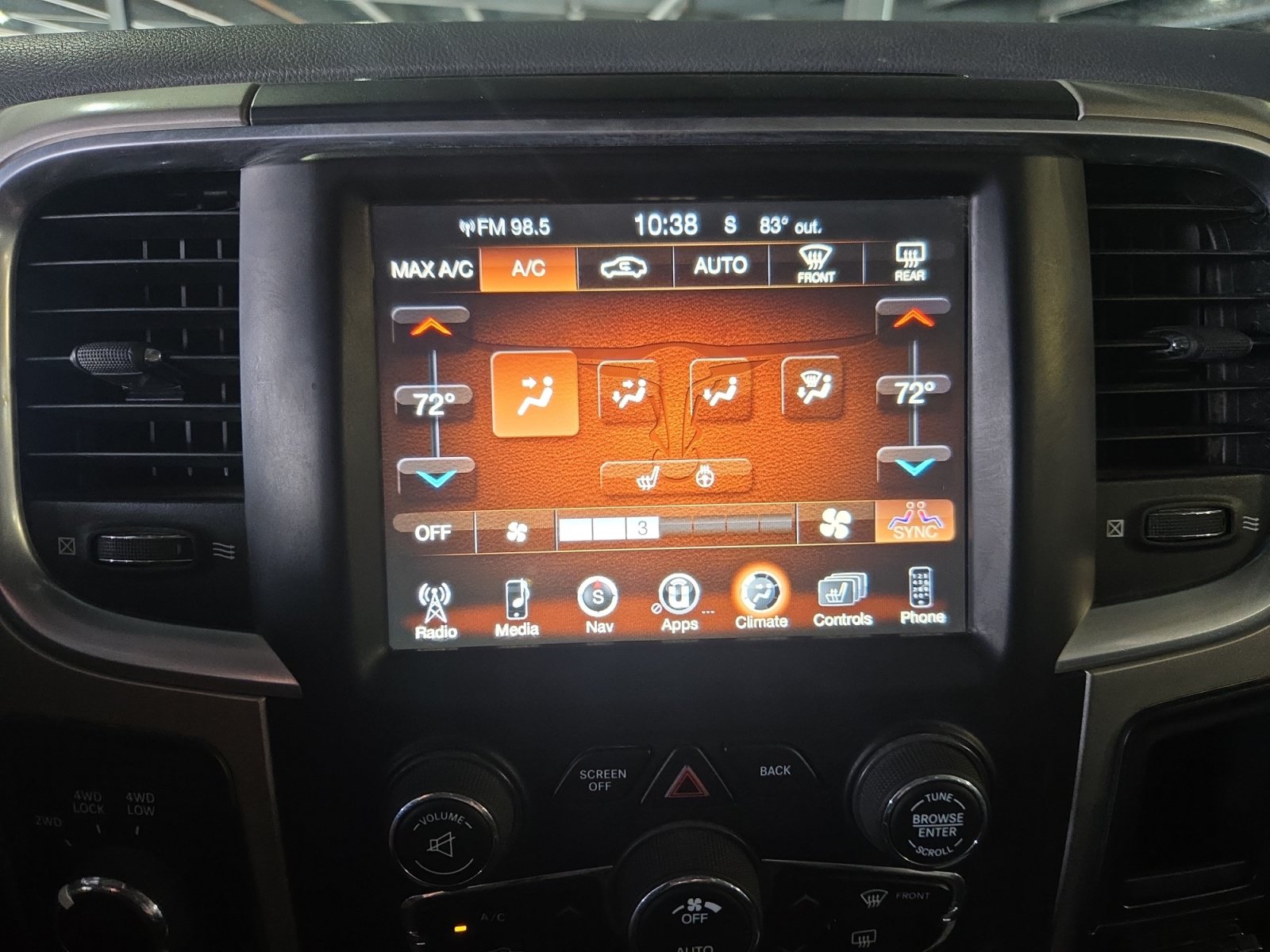 Used 2017 RAM 2500 Lone Star w/ Sport Appearance Group AWD/4WD image 18