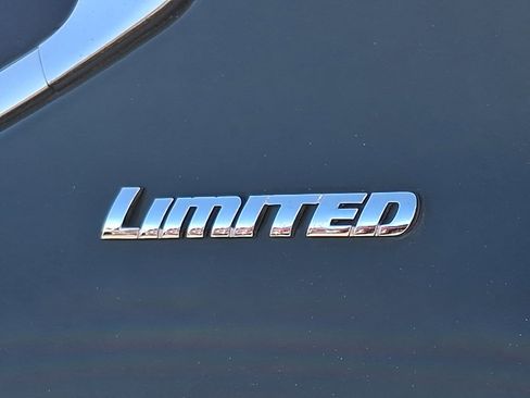 Used 2022 Toyota Tundra Limited image 32