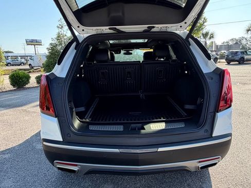 Used 2023 Cadillac XT5 Premium Luxury AWD/4WD image 5