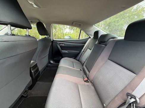 Used 2019 Toyota Corolla LE FWD image 15